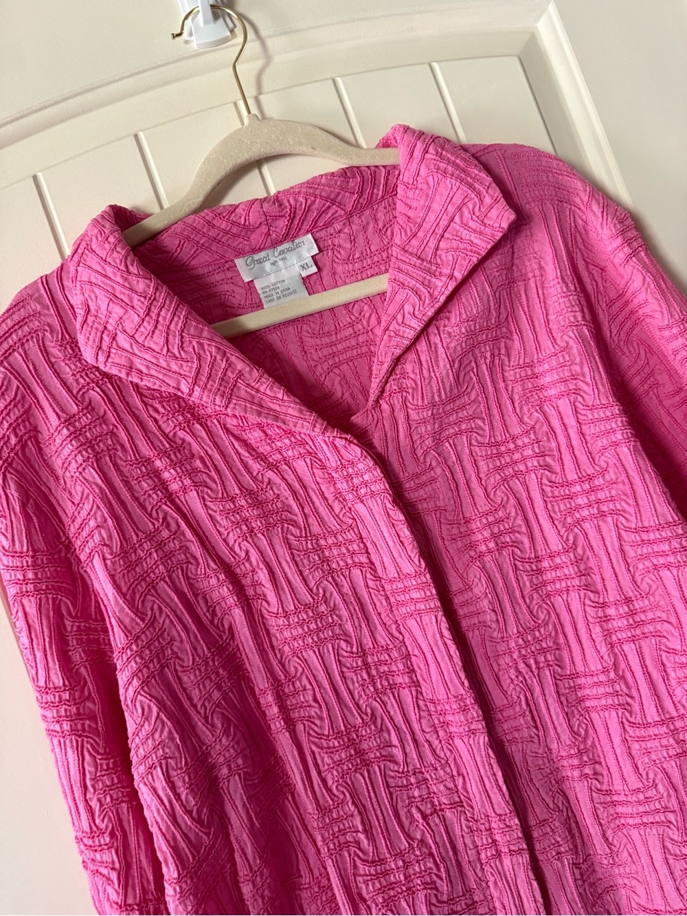 Charming Charlie Pink Textured Cotton Button-Down Shirt.